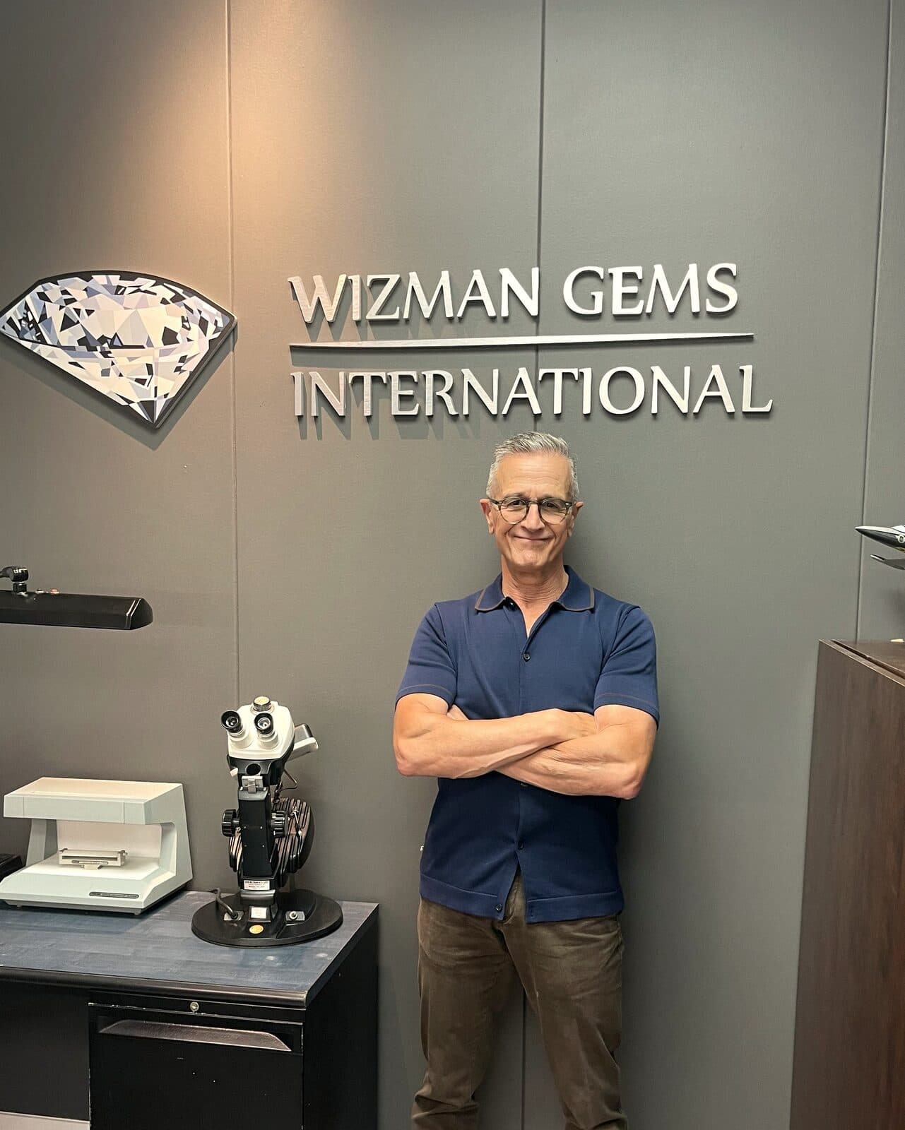 Albert Wizman, Graduate Gemologist and founder of Wizman Gems International
